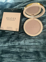 Gucci Glow Highlighter - Shimmer
