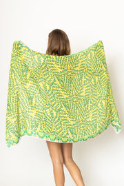 Solid Leaves Print Scarf